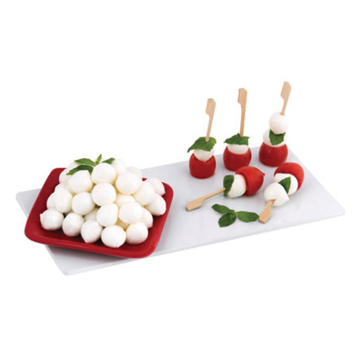 Bahçıvan Lezzetli Peynir Topları bring the creamy, mildly salty taste of traditional Turkish cheese to your table in convenient bite-sized portions.